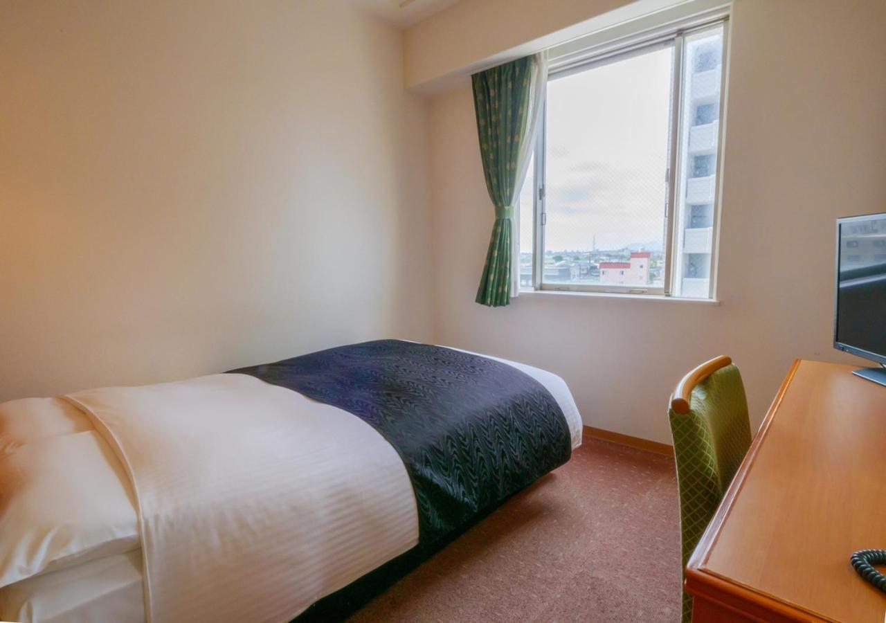 Apa Hotel Miyazaki Nobeoka Ekimae Esterno foto